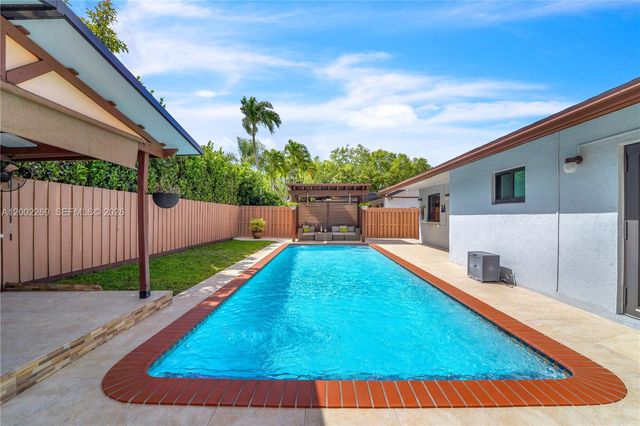 10615 SW 129th Court, Miami, FL 33186
