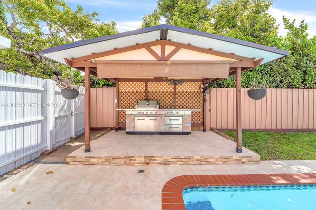 10615 SW 129th Court, Miami, FL 33186