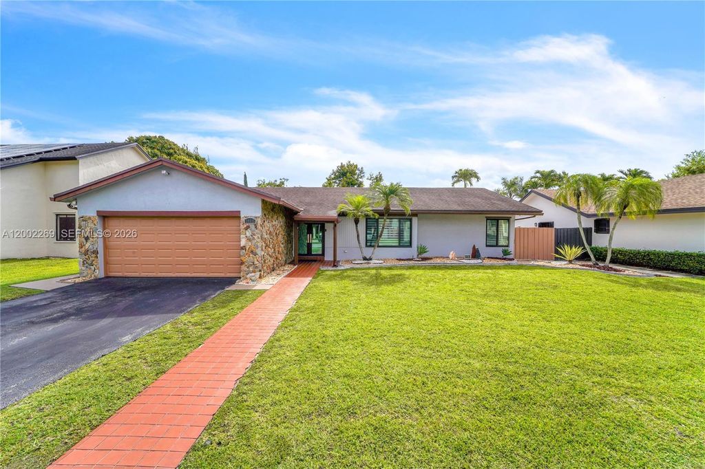10615 SW 129th Court, Miami, FL 33186