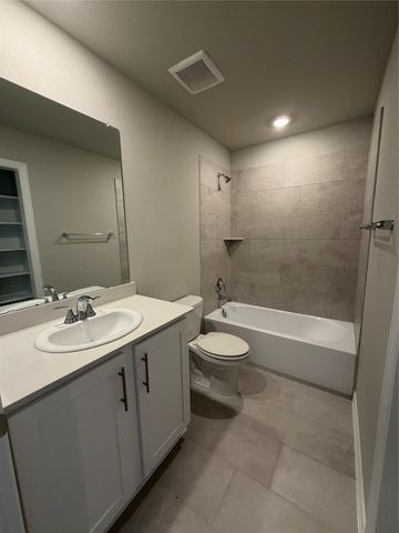 2127 Mustang Way, Seagoville, TX 75159