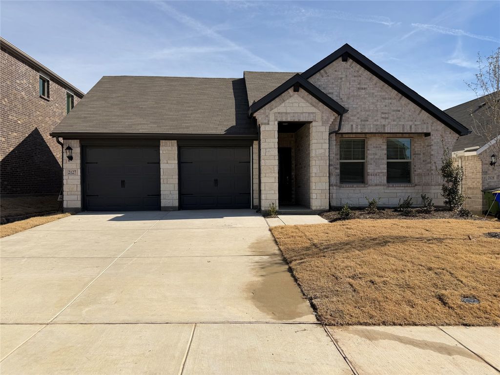 2127 Mustang Way, Seagoville, TX 75159