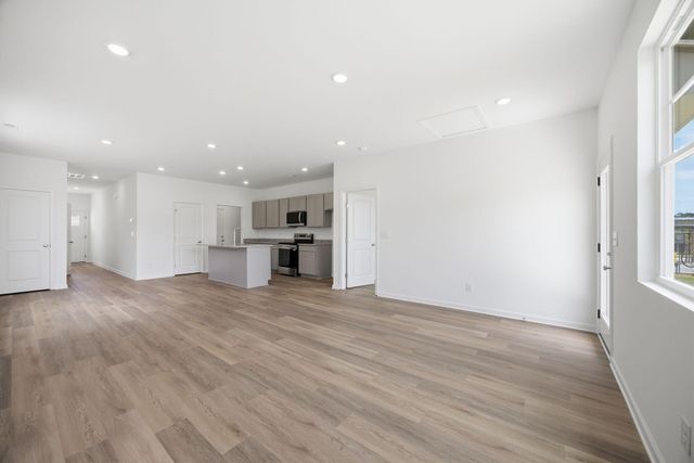861 Gardenview Way 90, Chattanooga, TN 37421