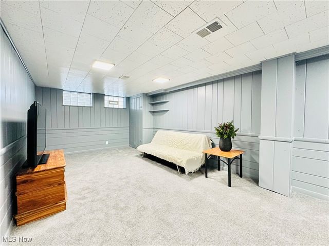 3326 Grovewood Avenue, Parma, OH 44134