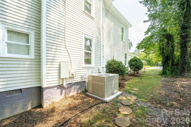 302 Maurice Street, Monroe, NC 28112