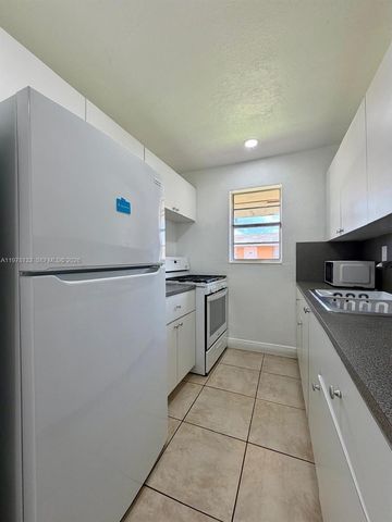 3800 SW 102nd Ave 203, Miami, FL 33165