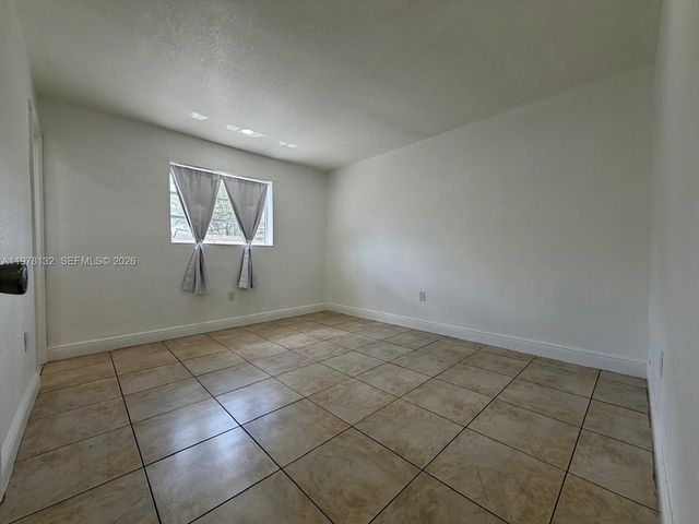 3800 SW 102nd Ave 203, Miami, FL 33165