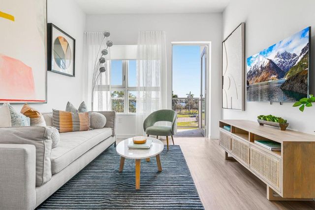 2121 Broward Avenue 403, West Palm Beach, FL 33407