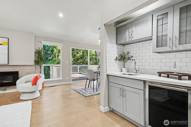 14023 SE 60th Street, Bellevue, WA 98006