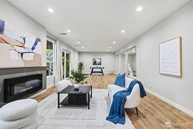 14023 SE 60th Street, Bellevue, WA 98006