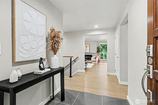 14023 SE 60th Street, Bellevue, WA 98006