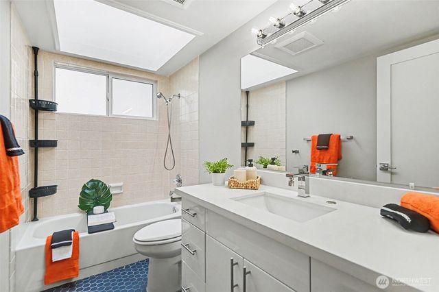 14023 SE 60th Street, Bellevue, WA 98006