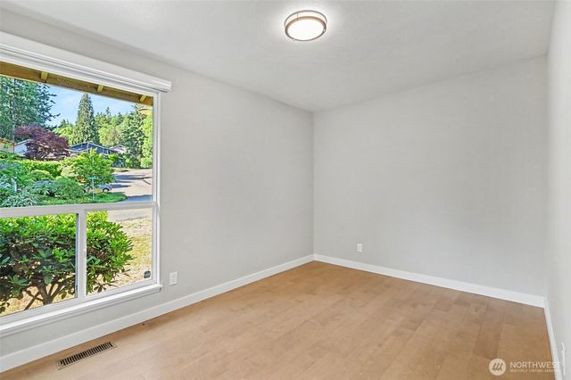 14023 SE 60th Street, Bellevue, WA 98006