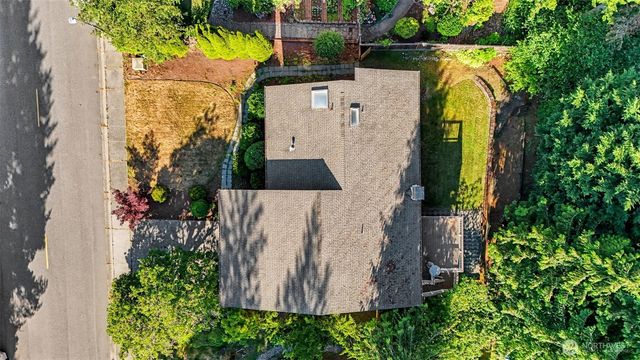14023 SE 60th Street, Bellevue, WA 98006