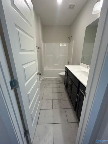 14889 Imperial Drive, Athens, AL 35613