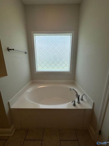 14889 Imperial Drive, Athens, AL 35613