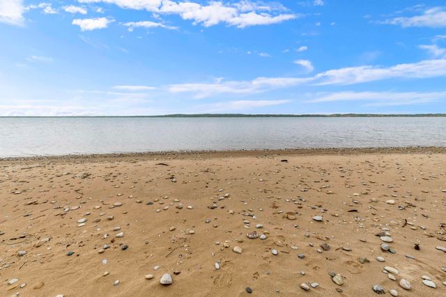 7560 Peaceful Valley Road, Acme Twp, MI 49690