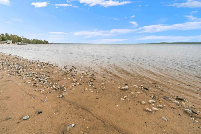 7560 Peaceful Valley Road, Acme Twp, MI 49690