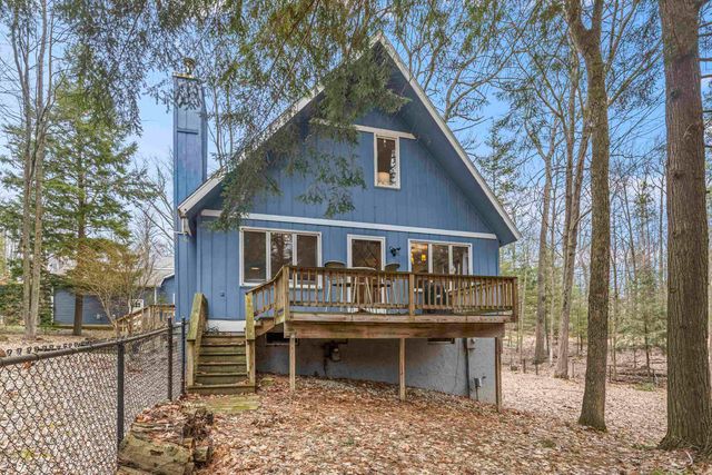 7560 Peaceful Valley Road, Acme Twp, MI 49690