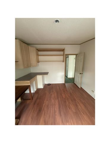 105 Brock Hill Road, Grafton, NH 03240