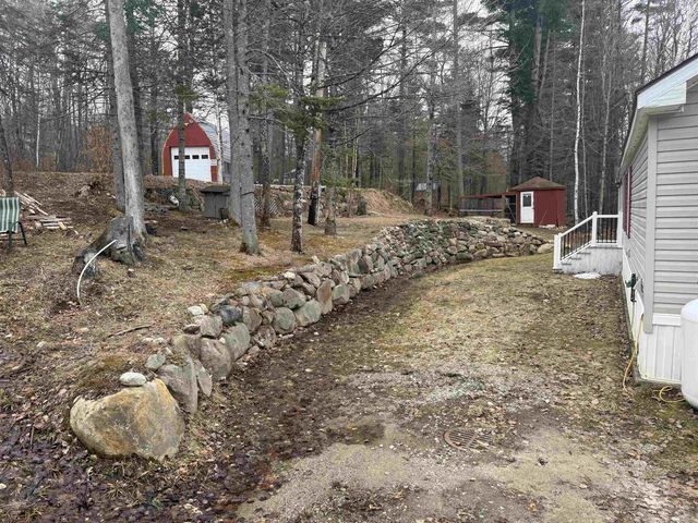 105 Brock Hill Road, Grafton, NH 03240