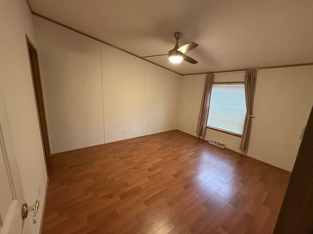 105 Brock Hill Road, Grafton, NH 03240