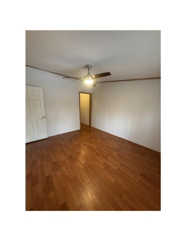 105 Brock Hill Road, Grafton, NH 03240