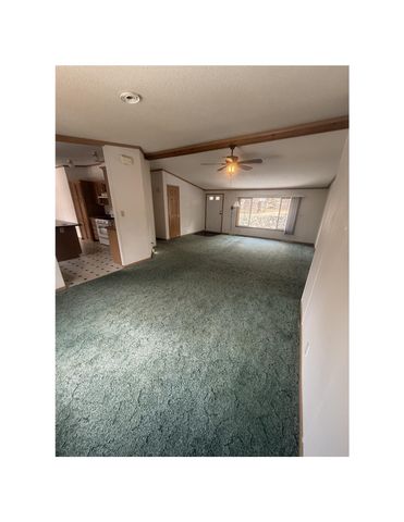 105 Brock Hill Road, Grafton, NH 03240