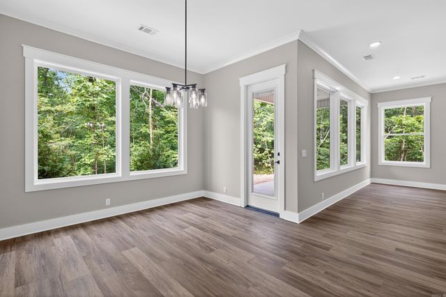 1 Tomelloso Lane, Hot Springs Village, AR 71909