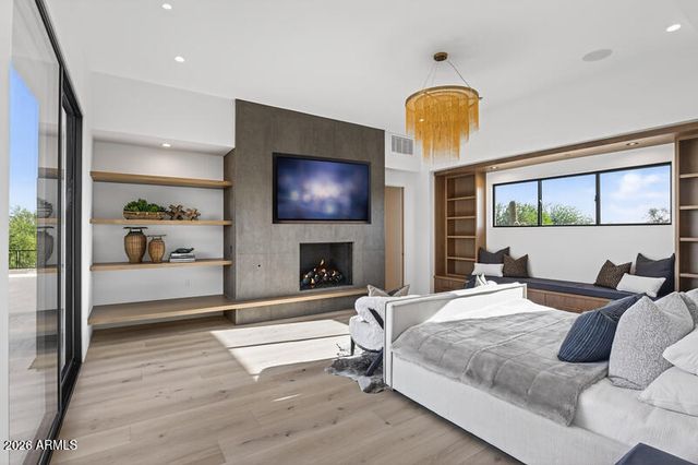 9067 E RIMROCK Drive, Scottsdale, AZ 85255