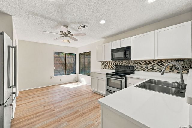 6923 Raintree Forest, San Antonio, TX 78233