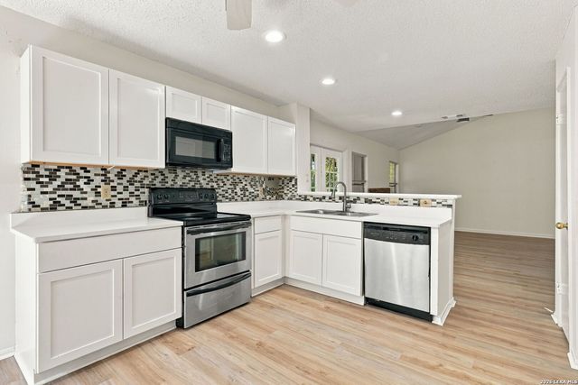 6923 Raintree Forest, San Antonio, TX 78233