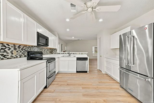 6923 Raintree Forest, San Antonio, TX 78233