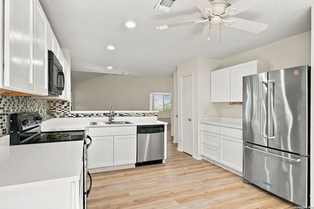 6923 Raintree Forest, San Antonio, TX 78233