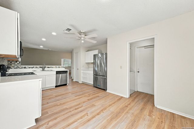 6923 Raintree Forest, San Antonio, TX 78233
