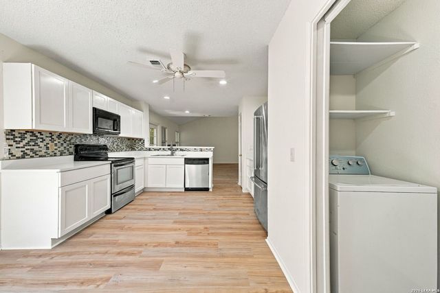 6923 Raintree Forest, San Antonio, TX 78233