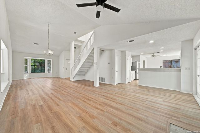 6923 Raintree Forest, San Antonio, TX 78233