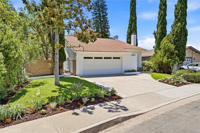 22751 Via Santiago, Mission Viejo, CA 92691