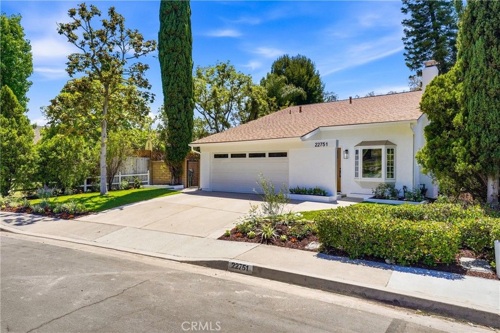 Image 1 of property listing at 22751 Via Santiago, Mission Viejo, CA 92691