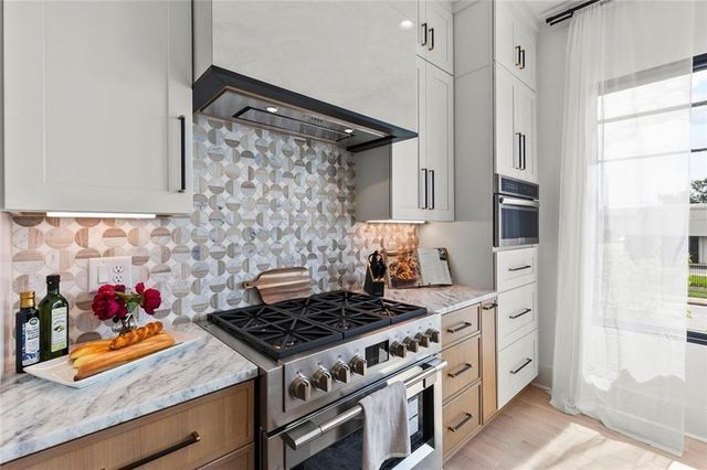 1958 8th Street 4, Chamblee, GA 30341
