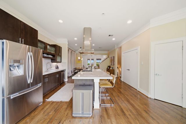 4311 Floyd Street, Houston, TX 77007