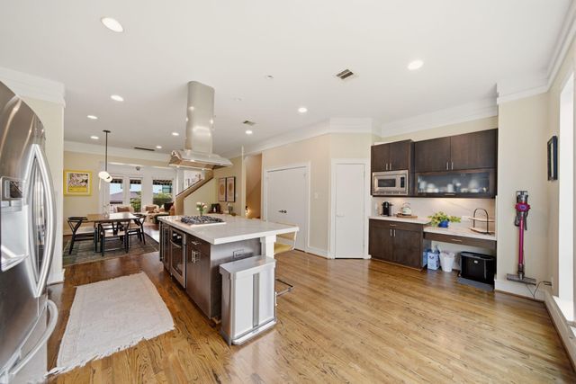 4311 Floyd Street, Houston, TX 77007