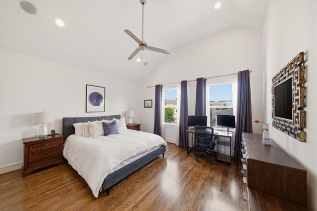 4311 Floyd Street, Houston, TX 77007