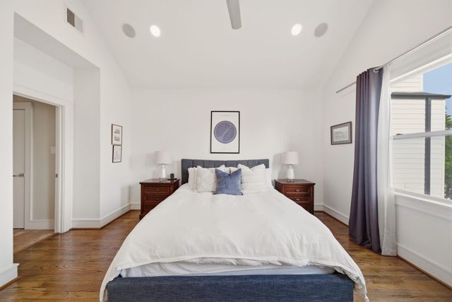 4311 Floyd Street, Houston, TX 77007