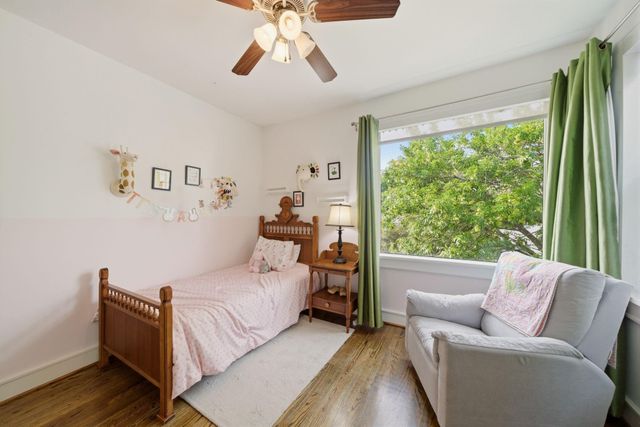 4311 Floyd Street, Houston, TX 77007