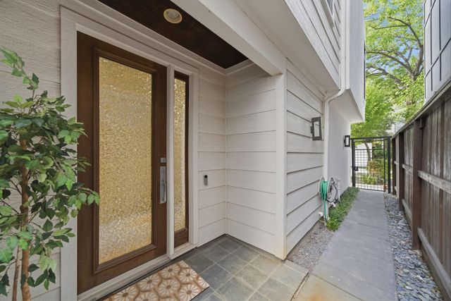 4311 Floyd Street, Houston, TX 77007