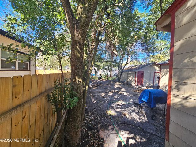 1045 WINTHROP Street, Jacksonville, FL 32206