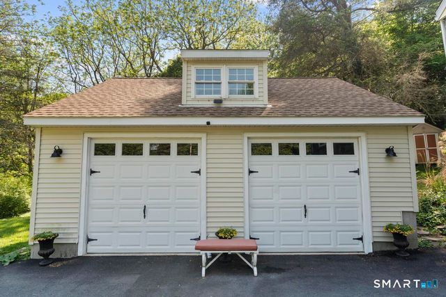101 Sport Hill Road, Easton, CT 06612