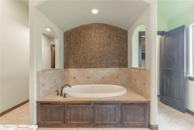5813 Shiloh Boulevard, Oklahoma City, OK 73179
