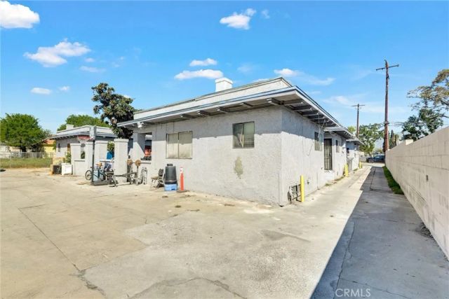 551 W 7th, San Bernardino, CA 92410