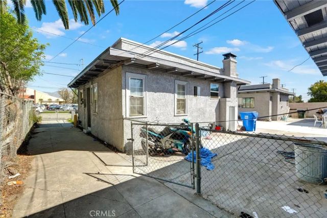 551 W 7th, San Bernardino, CA 92410